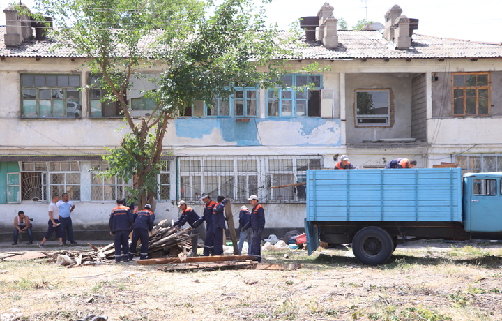 Пойтахтнинг «Дарё бўйи» маҳалласи янги қиёфага киради (фото)