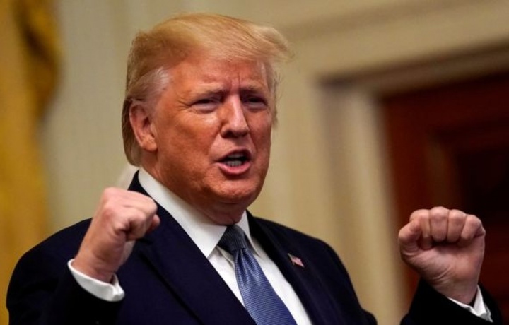 Трамп похвалил себя