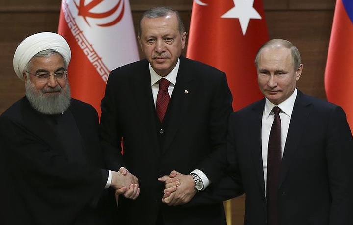 Кремль заявил о проработке встречи глав РФ, Турции и Ирана