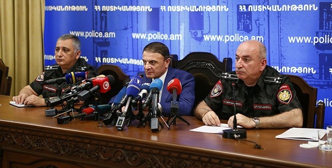 Президент Армении уволил начальника полиции страны
