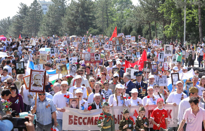 Toshkentda baribir «O‘lmas polk» aksiyasi o‘tkazilmoqda (foto)