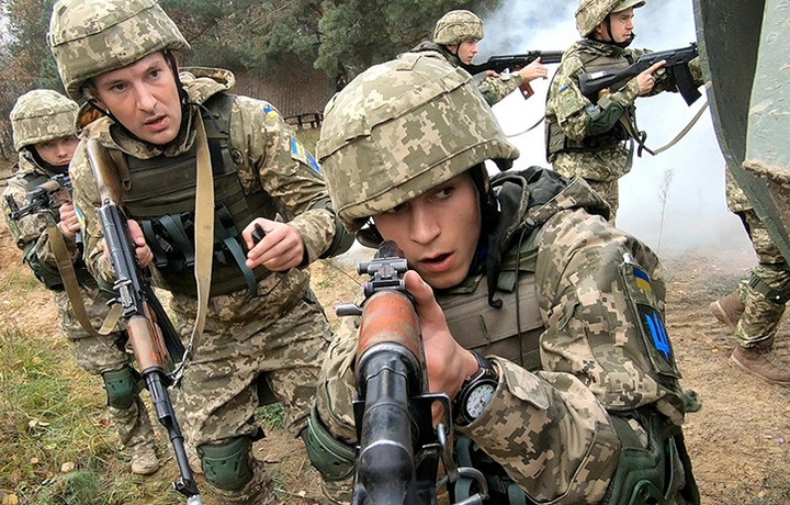 Украина готовит военные учения у границы с Россией