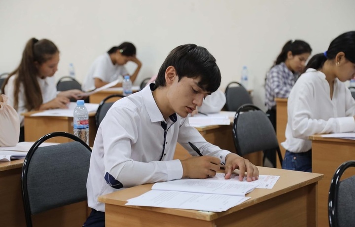 В Узбекистане утвердили критерии для вступительных экзаменов
