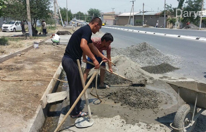 Samarqandda majburiy mehnat ortidan bir qator amaldorlar ishdan olindi