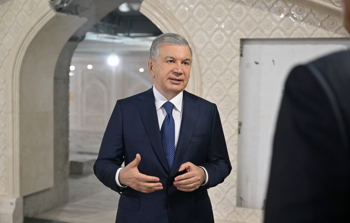 Шавкат Мирзиёев посетил комплекс Имама Бухари (фото)