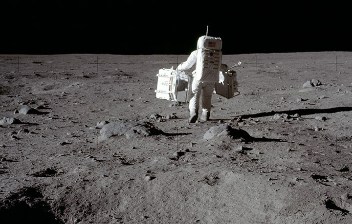 Глава NASA пригласил Россию на Луну
