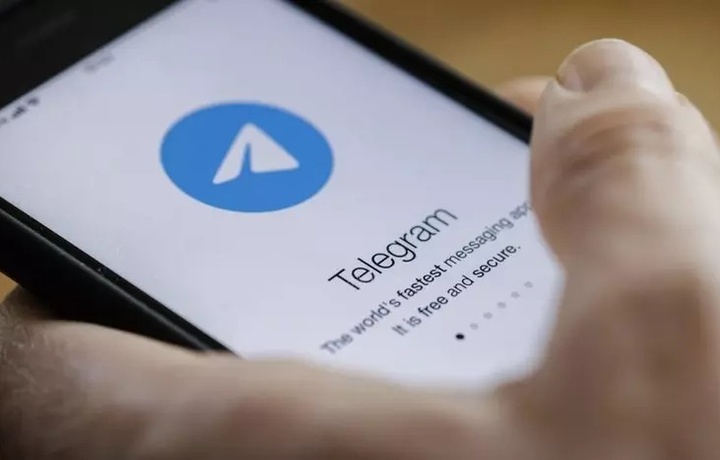 Основатель Telegram предложил Илону Маску завести аккаунт в его мессенджере с женским именем (фото)