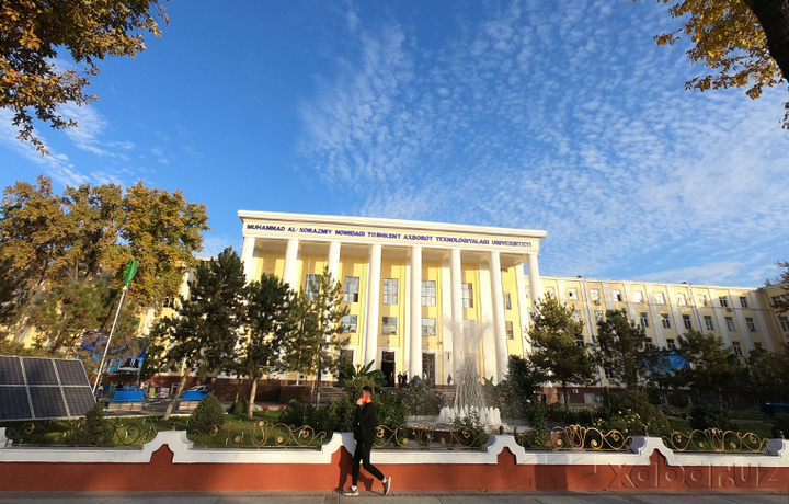 Koreya universiteti dotsenti TATU talabalariga ingliz va o‘zbek tilida onlayn dars o‘tishni boshladi