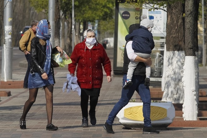 Число заболевших коронавирусом на Украине выросло до 5710 человек