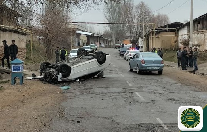 Parkentda piyodani urib yuborgan «Lacetti» ag‘darilib ketdi