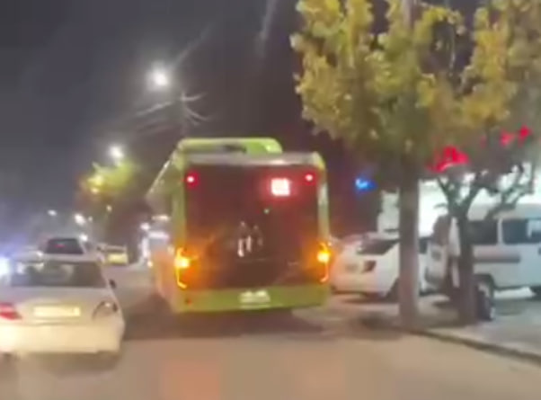 В Ташкенте пассажирский автобус сбил пьяного пешехода