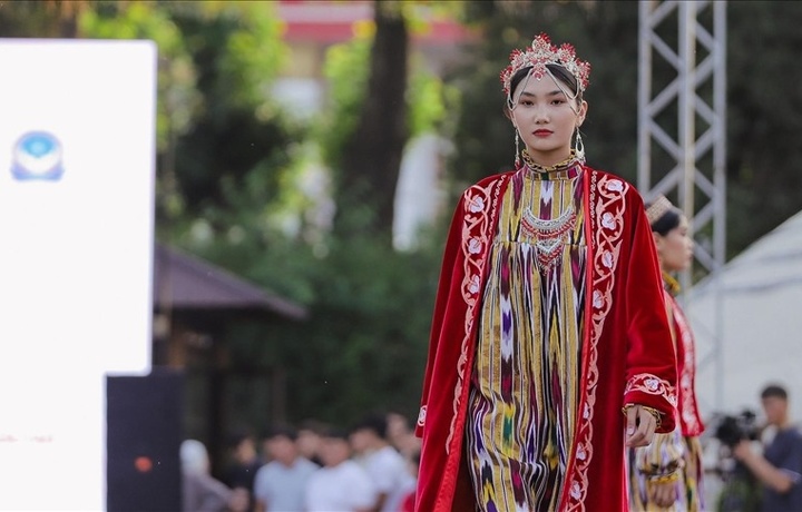 В Кыргызстане прошла неделя моды AK-Buura Fashion Week-2023