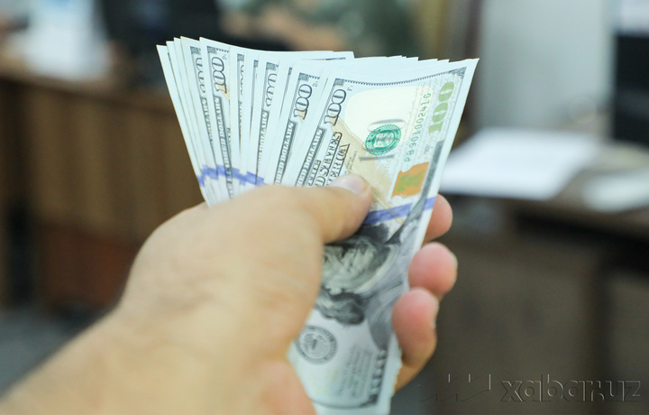 Апрелдан хорижий валюталар ёппасига пасаяди