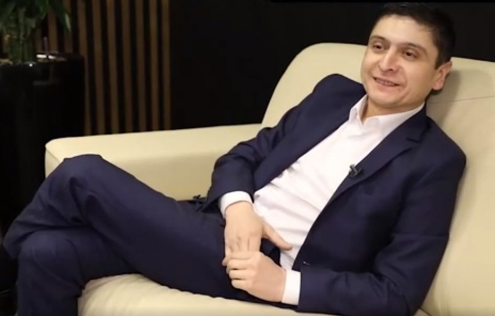 Узбекскому двойнику Зеленского предложили главную роль в сериале (видео)