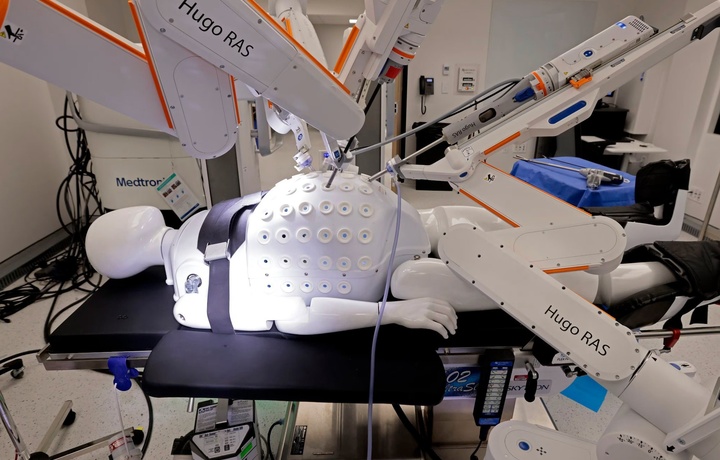Hugo jarrohlik roboti 137 ta operatsiyada sinovdan o‘tkazildi