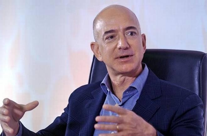 Джефф Безос намерен продать до 50 млн акций Amazon в течение года