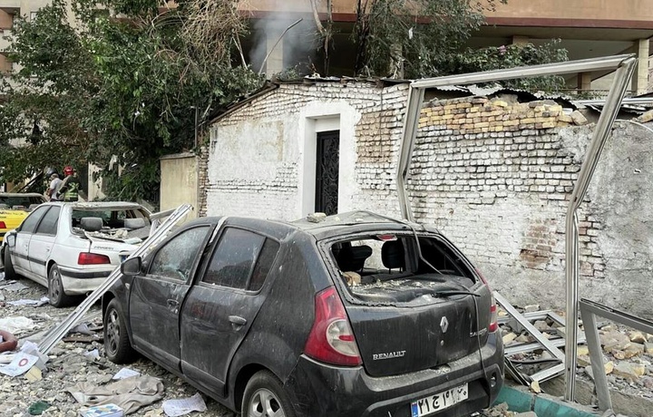 Eron kelishuvga tayyor, Isroil esa yangi hujumga tayyorlanmoqda