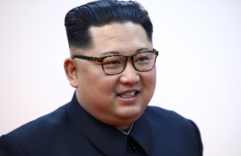 Ким Чен Ын призвал военно-морские силы КНДР готовиться к войне