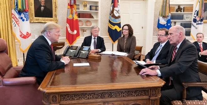 Трамп готовит замену главе нацразведки