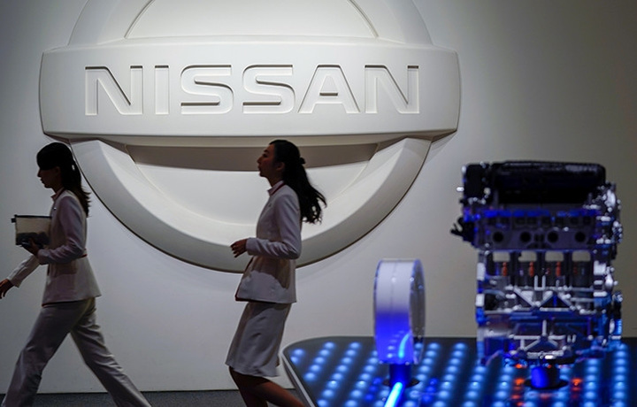 Топ-менеджера Nissan Келли освободили под залог