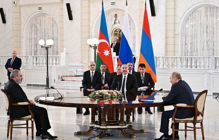 Putin vositachiligida Ilhom Aliyev va Nikol Pashinyan uchrashtirildi