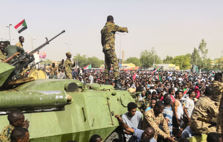 Afrika ittifoqi Sudanga tahdid qildi