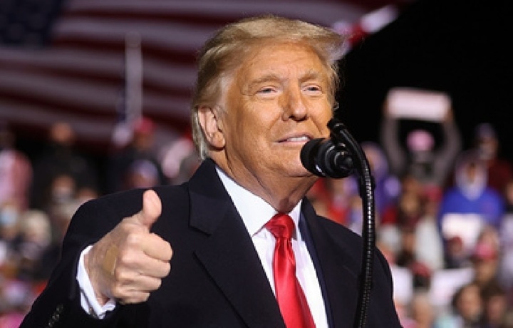 Трамп заявил, что за 10 дней до выборов не испытывает беспокойства