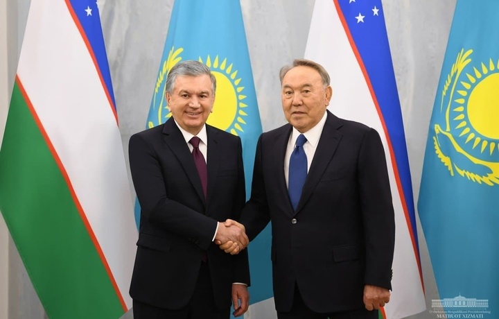 Shavkat Mirziyoyev Elboshi Nursulton Nazarboyev bilan uchrashdi (foto)