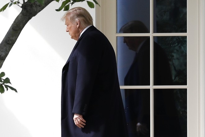 Дональд Трамп ушёл на карантин и ждёт результатов теста на COVID-19