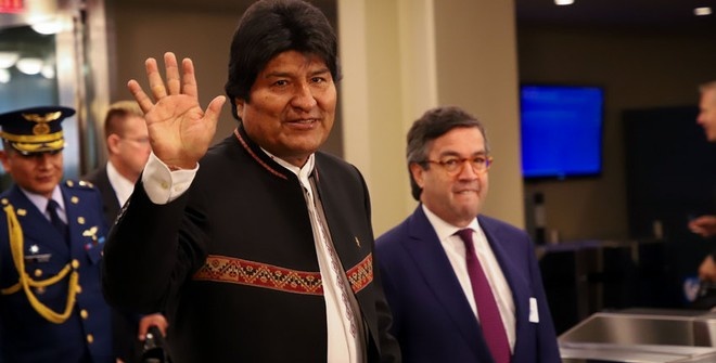 Глава Боливии Эво Моралес подал в отставку