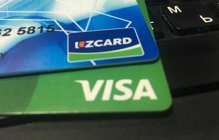 «Uzcard-Visa кобейджинг карталари» лойиҳаси икки томоннинг бир тўхтамга келмаганлиги сабабли тўхтатилди