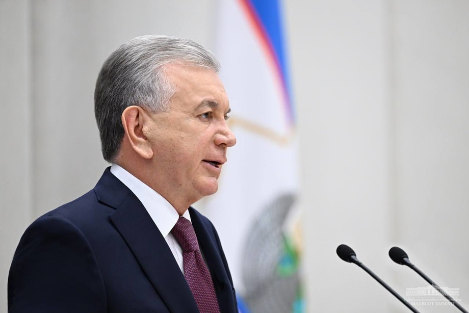 Президент уволил 10 хокимов