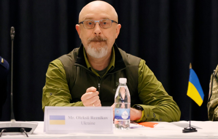 «Биз фақат Россиянинг кейинги раҳбари билан музокара қиламиз» – Украина мудофаа вазири