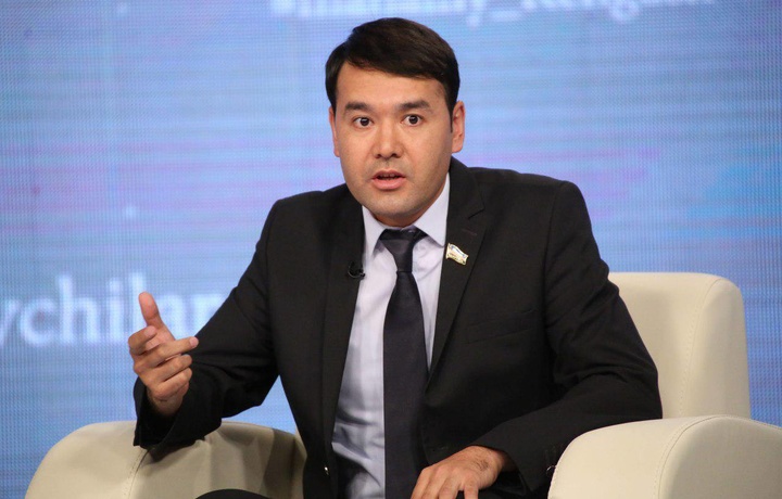Rasul Kusherboyev: «Ko‘rmay, bilmay turib deputatlarni «soqov» deyish qo‘pol haqoratdir»