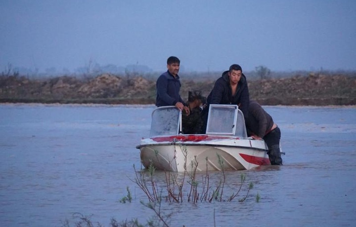 «Sardoba»dan chiqqan suv Qozog‘istonga ham yetib bordi, aholi evakuatsiya qilindi