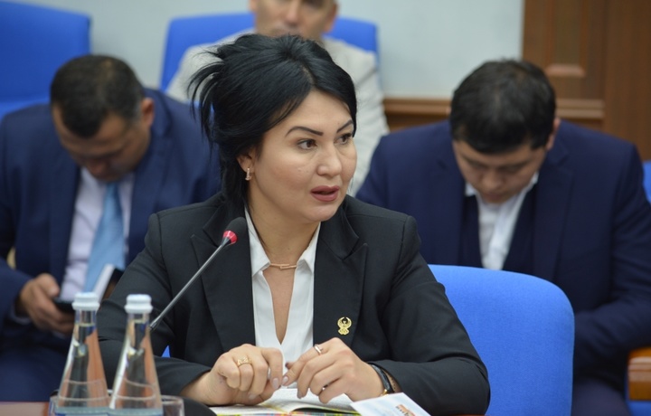 Коррупциянинг олдини қандай олиш мумкин? Вазирликда суҳбат ўтказилди