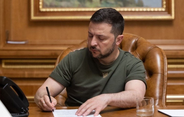 Зеленский ввел санкции против трех узбекских компаний